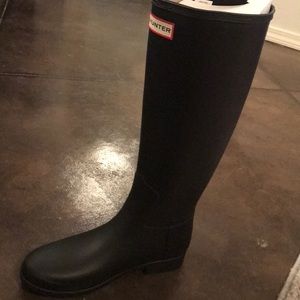authentic never used hunter boots!!!